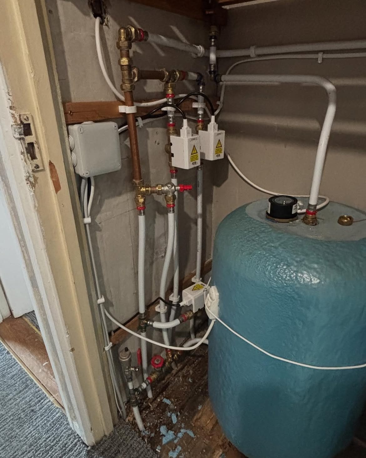 Heating zone valves and controls in Cork