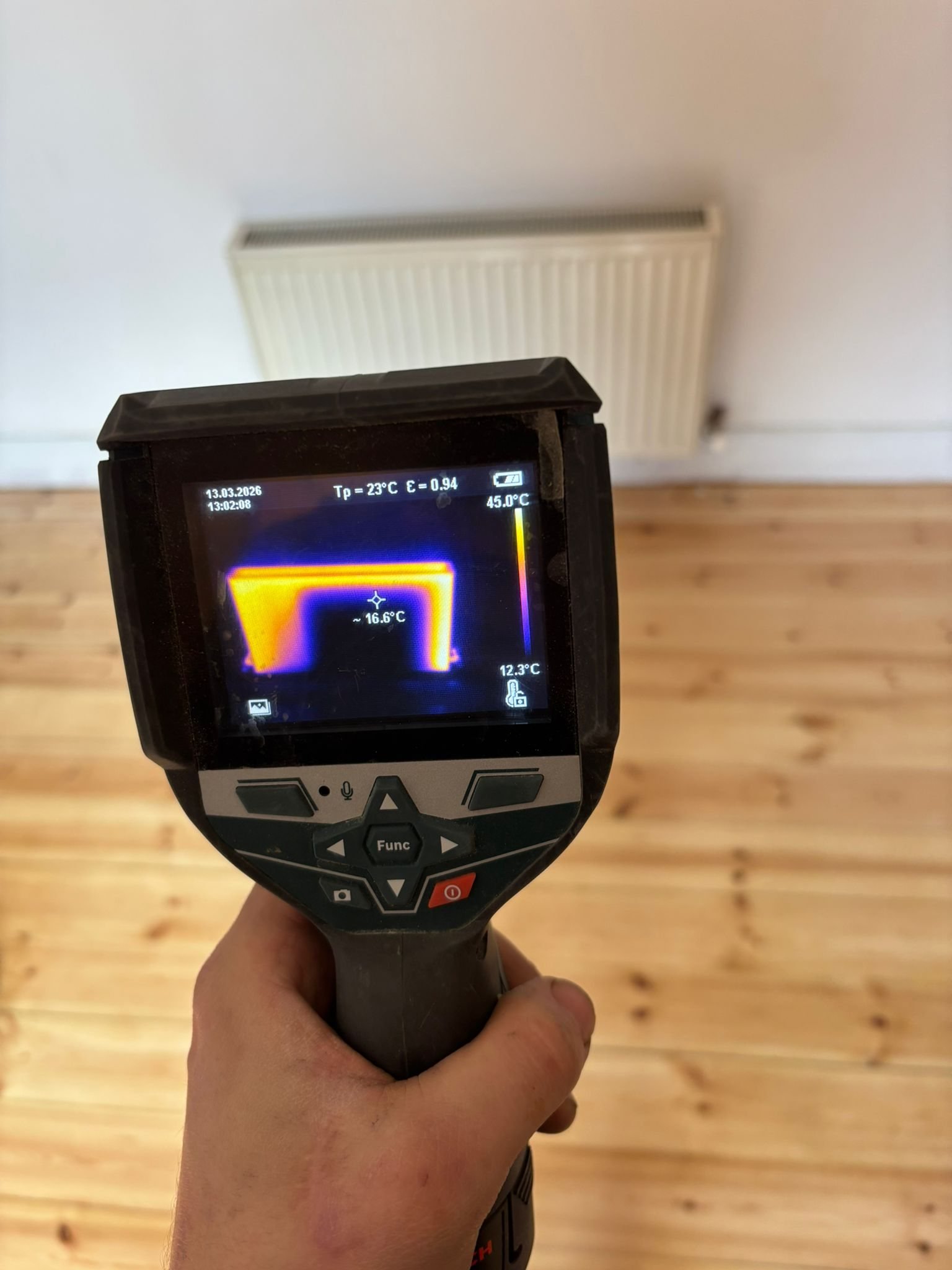 Leak detection using thermal imaging on a Cork heating system